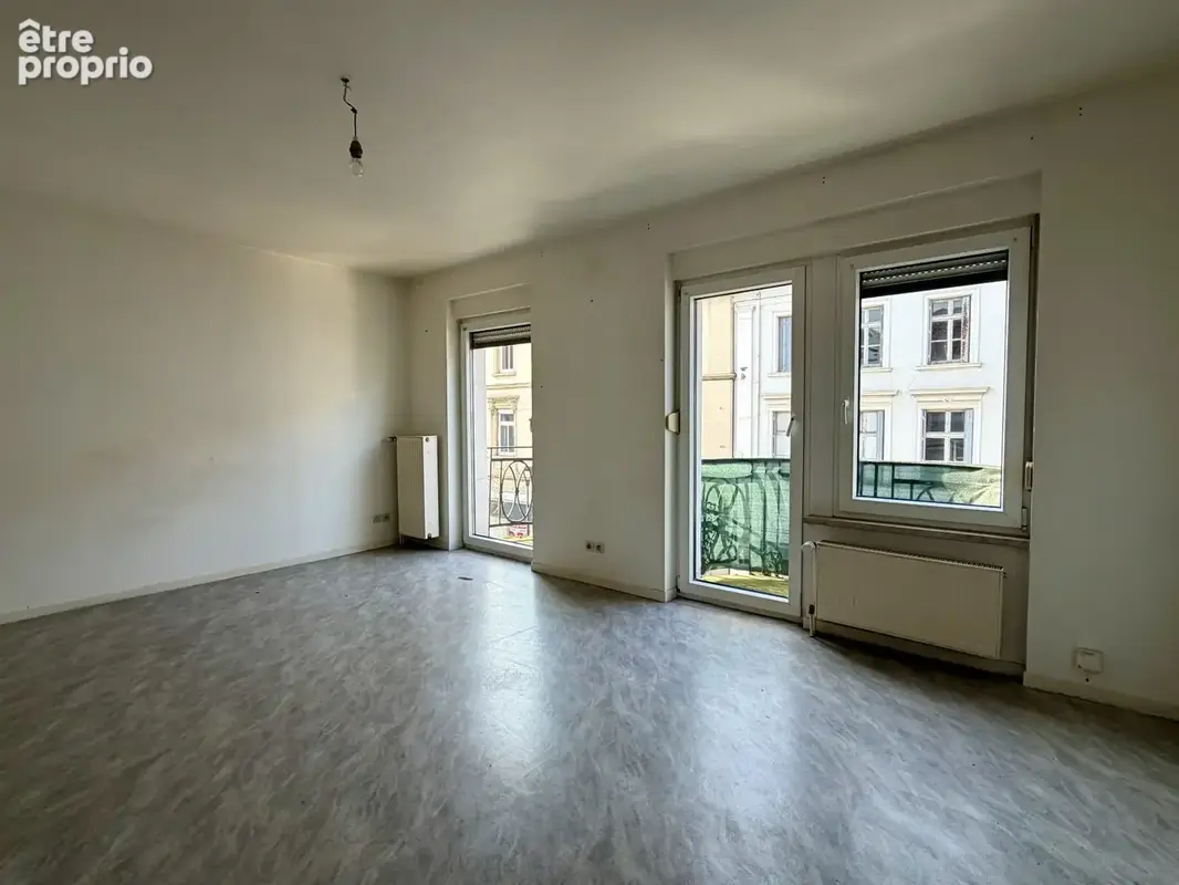 Immeuble avec local commercial 430 m2 +appartement 80 m2 en centre ville - photo 9