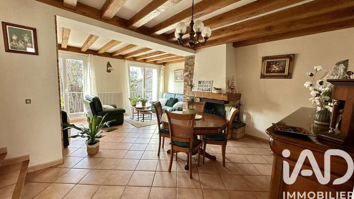 Photo 9 - Maison à CORBEIL-ESSONNES