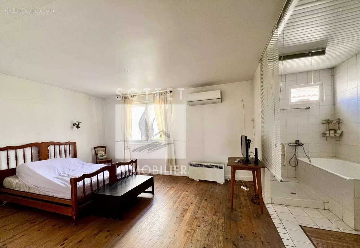 Appartement à BOLLENE