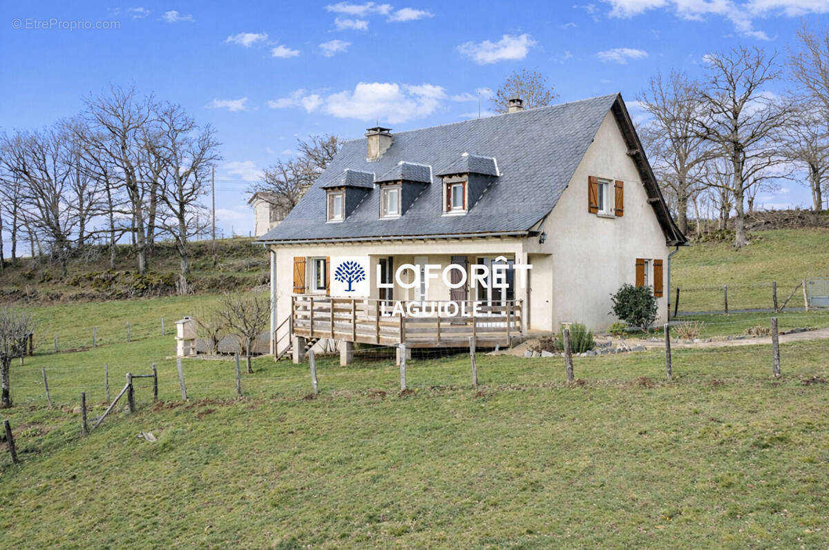 Maison à SAINT-HIPPOLYTE