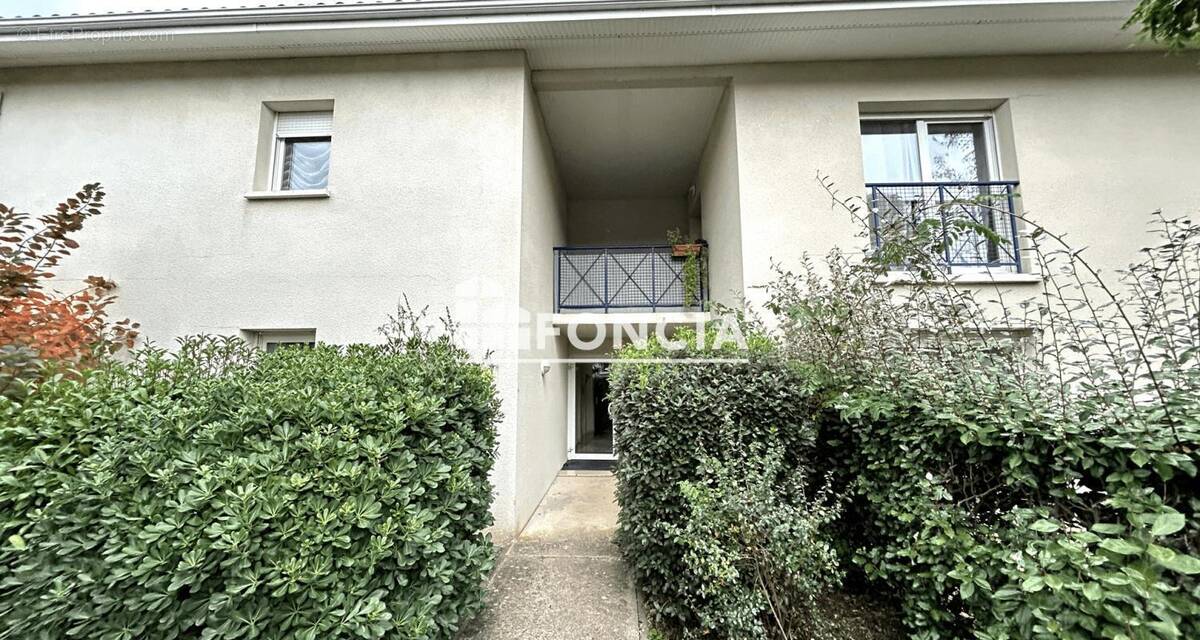 Appartement à PUJOLS