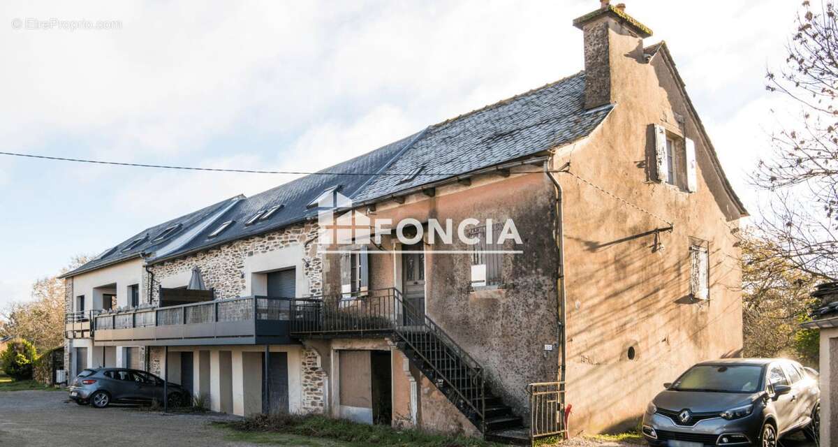 Maison à LUC-LA-PRIMAUBE