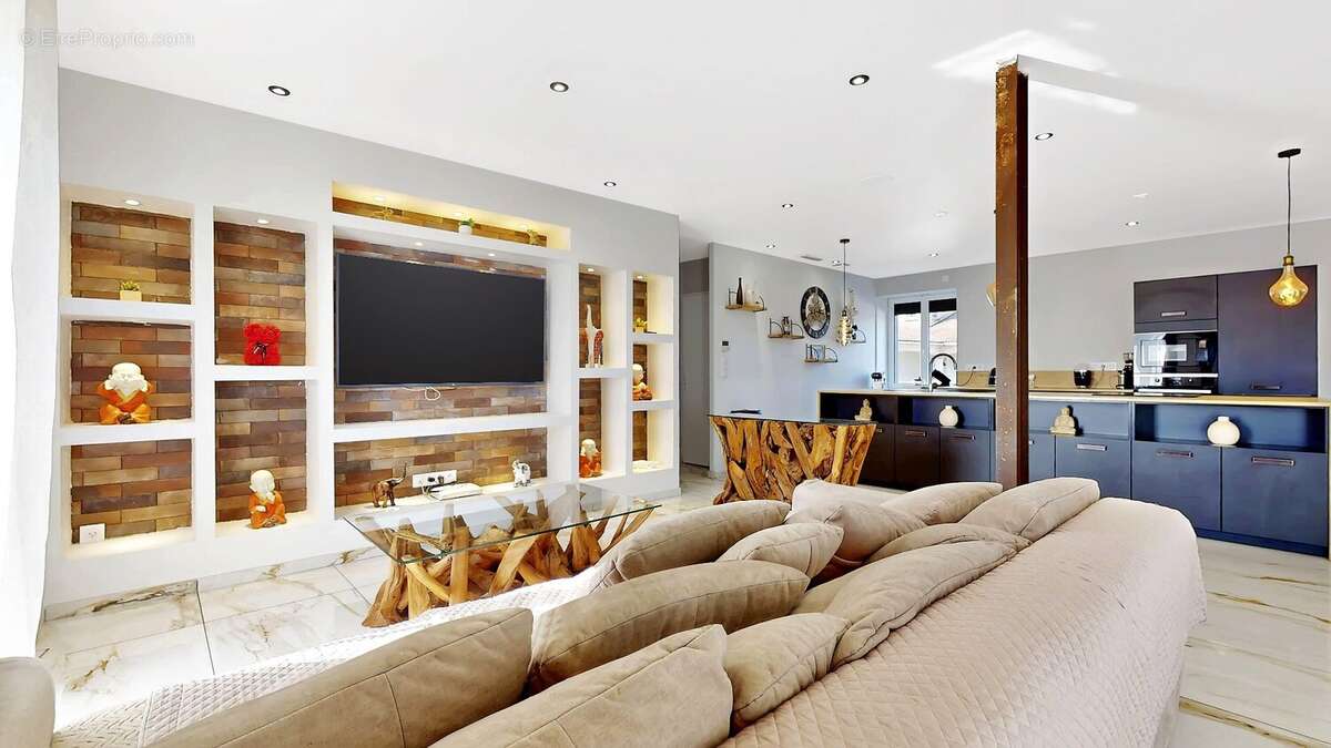 Maison à ANDANCETTE