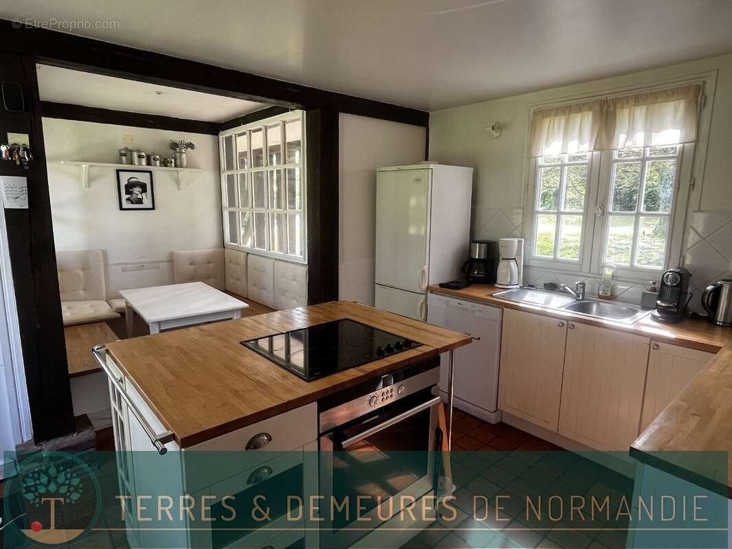 Maison à PONT-L'EVEQUE