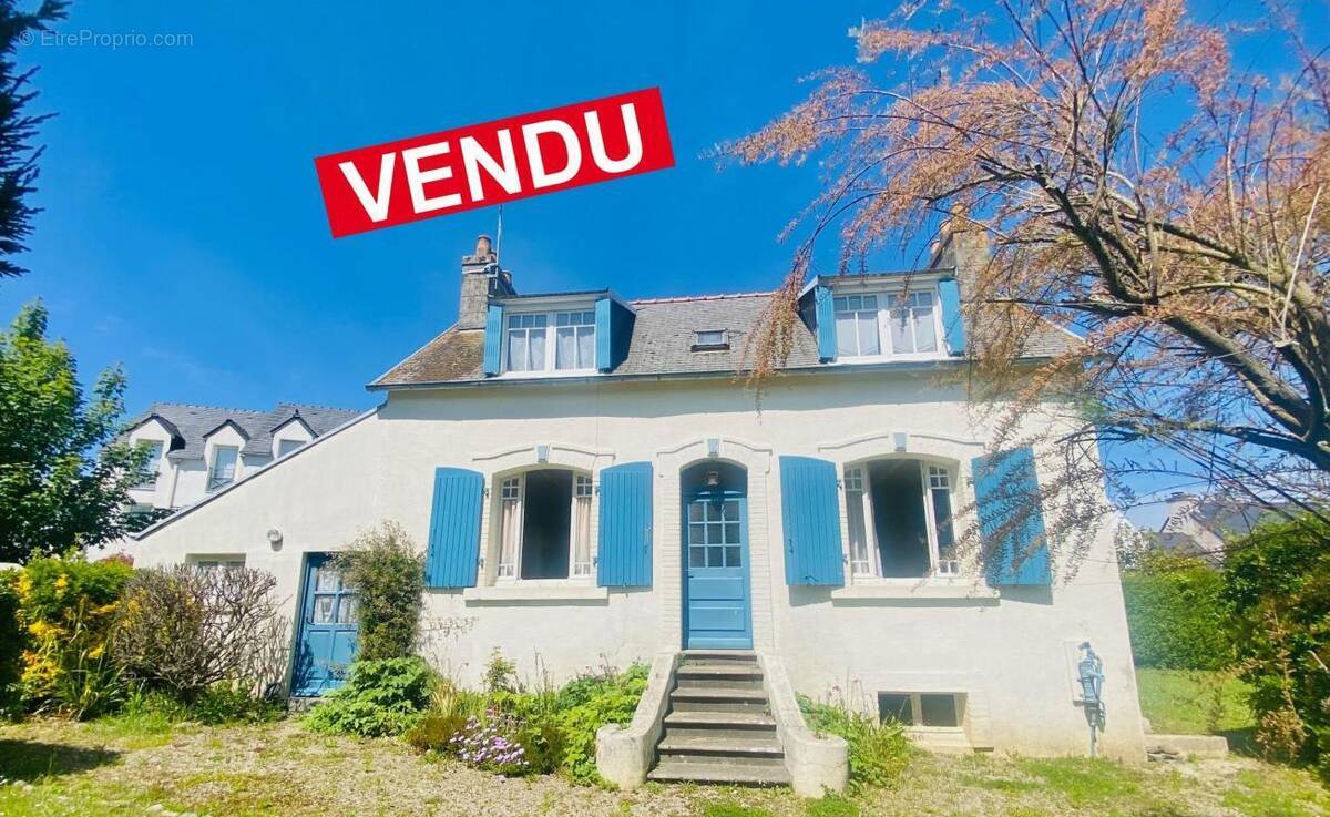 Maison à PLOUGASNOU