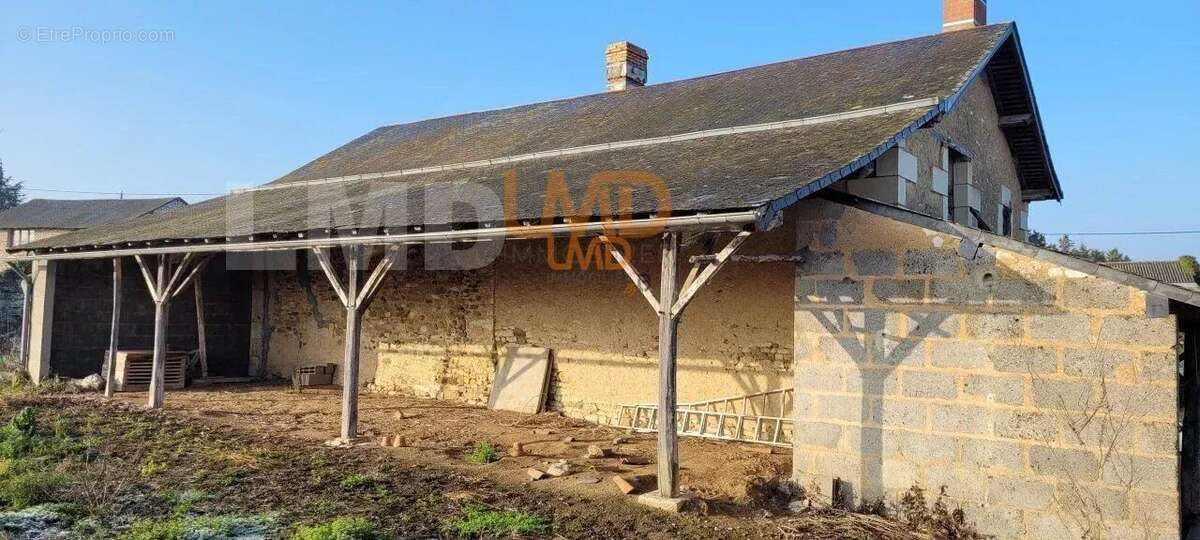 Maison à MONCONTOUR