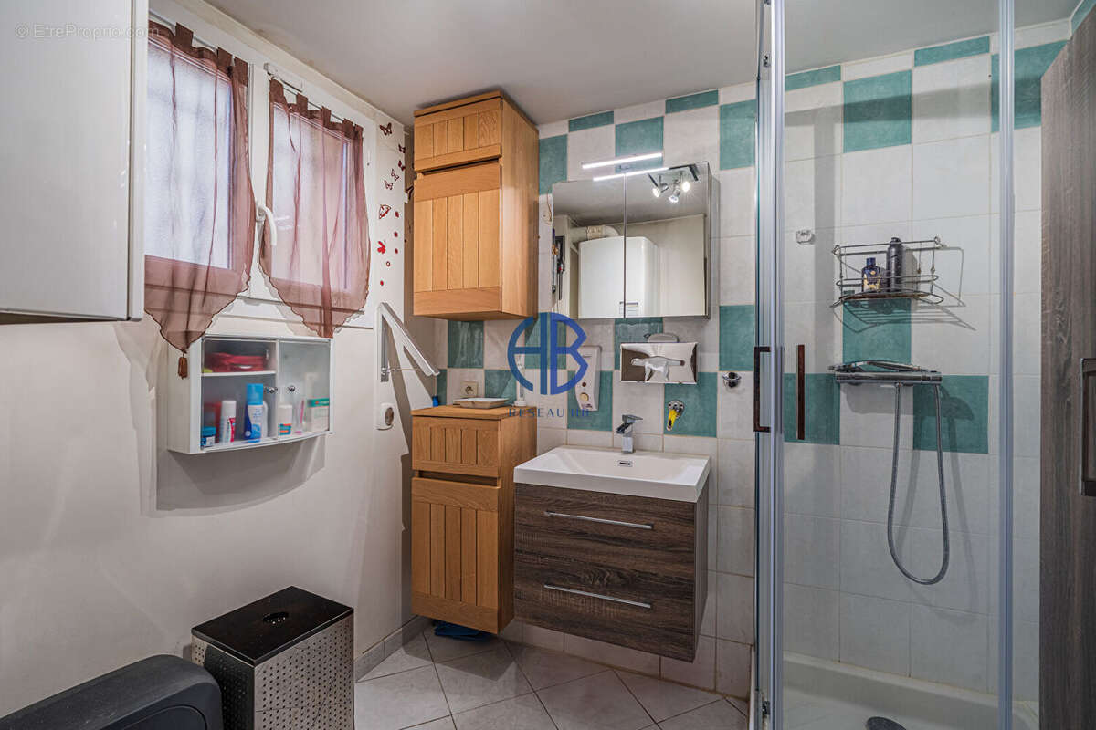 Maison Moirans 3 pièce(s) 54.68 m2 + COUR PRIVATIVE - photo 11
