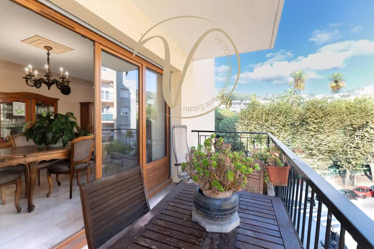 Appartement à NICE