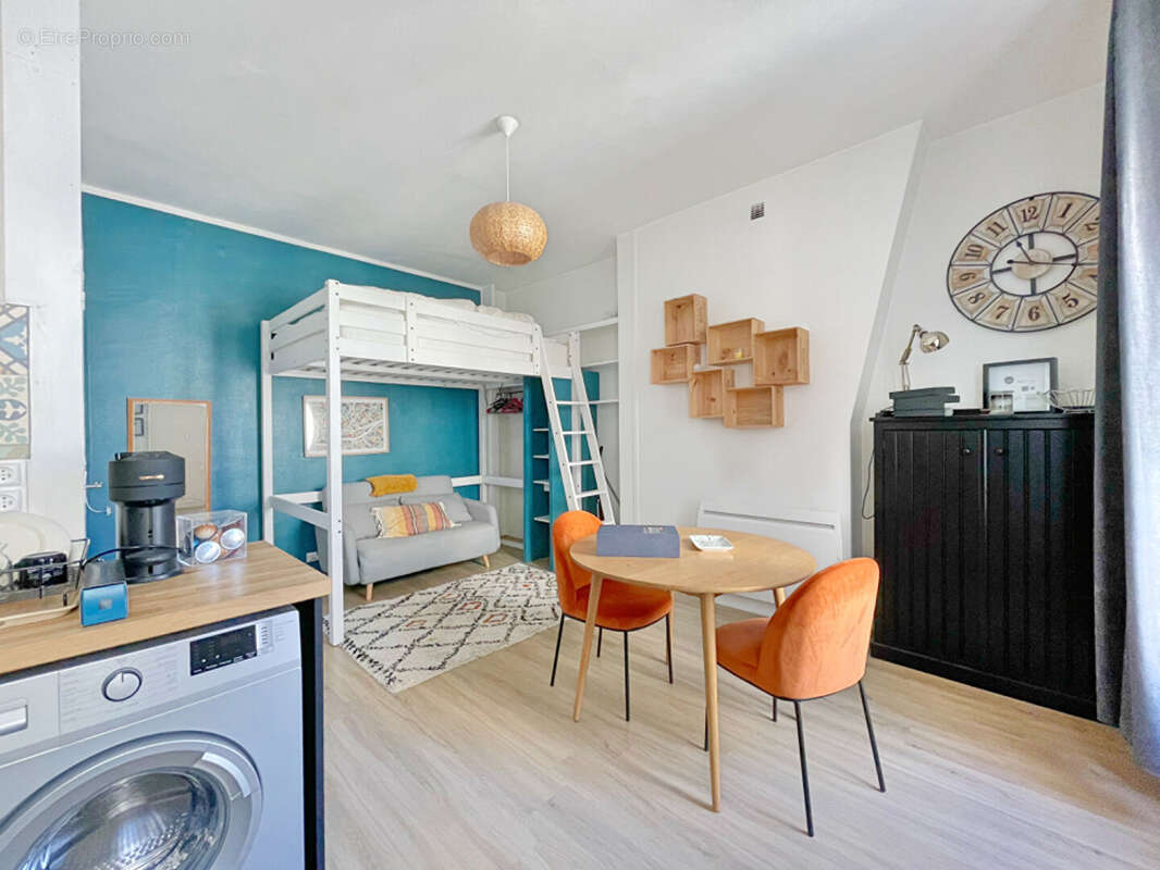 Appartement à PARIS-11E