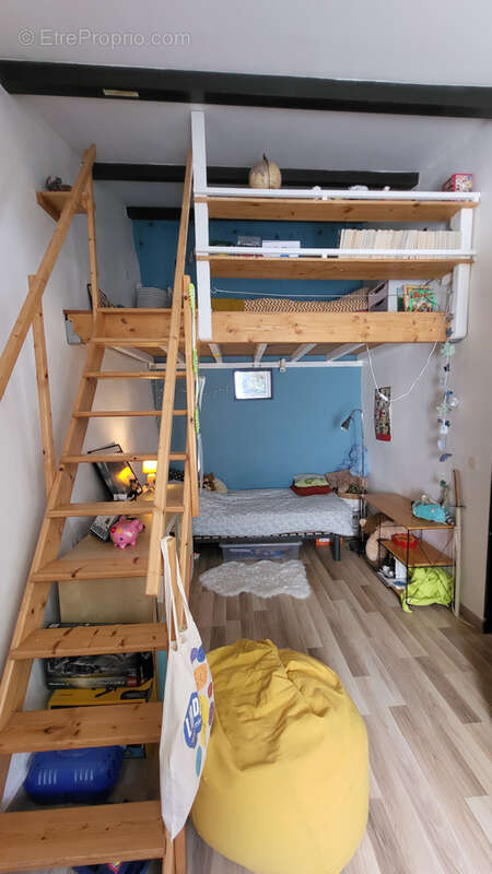 Maison à LA CALMETTE