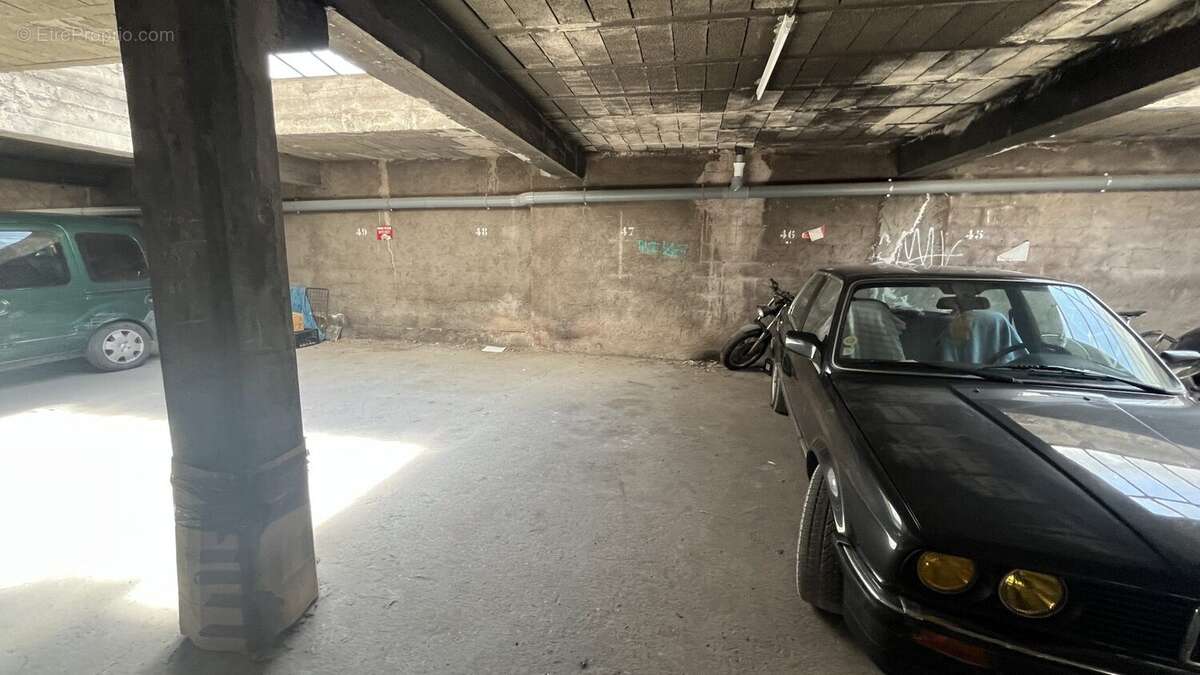 Parking 11 m² à Montpellier  - photo 3