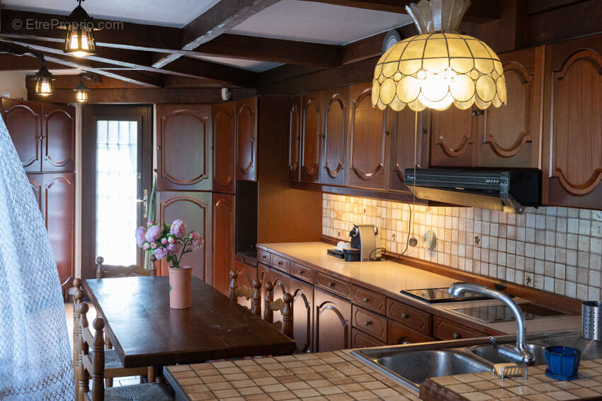 Maison à PARAY-VIEILLE-POSTE