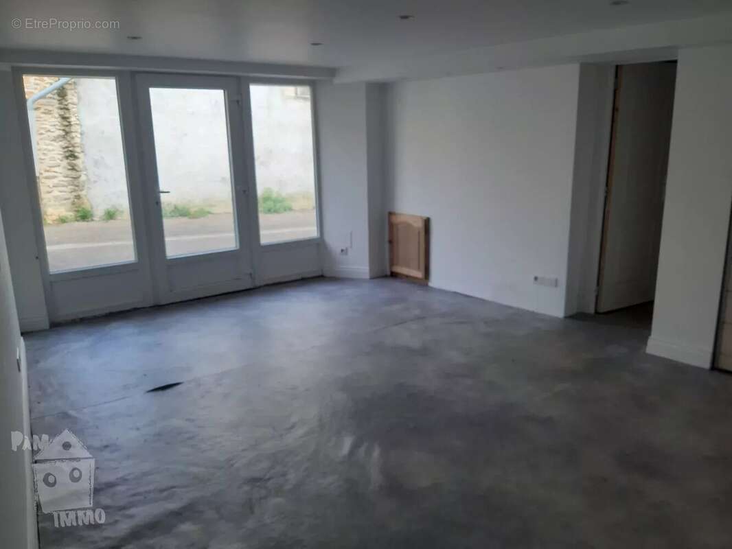 Proche Leyr grande maison de village - photo 16