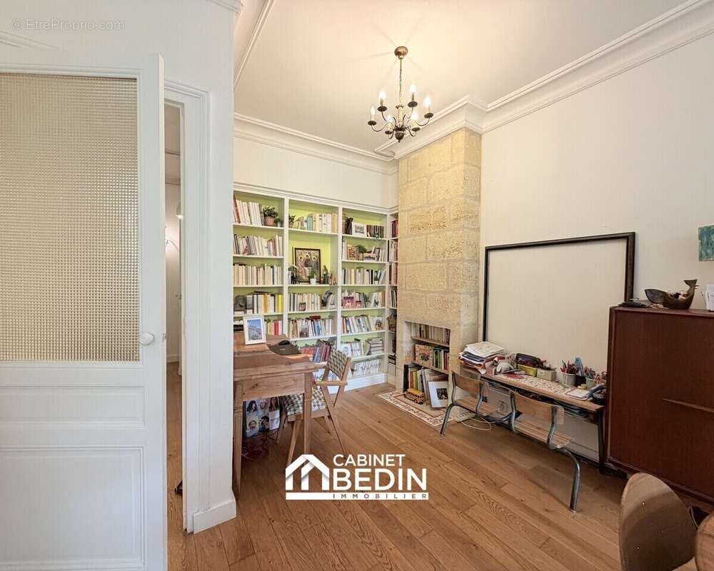 Appartement à BORDEAUX