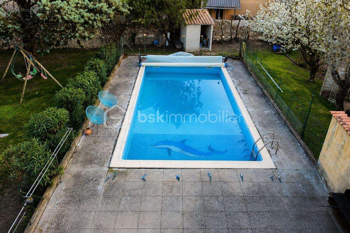 Maison familiale avec piscine, jardin arboré et grand garage – 5 min Montélimar - photo 4