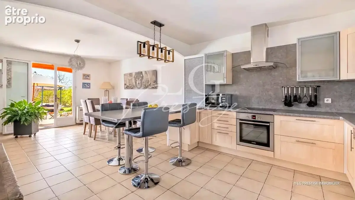 Callian – Villa plain-pied 4 chambres avec piscine, au calme - photo 7