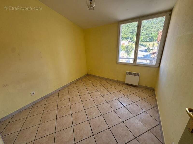  À VENDRE : Maison de village suspendue T4 atypique (~75 m²) – Le Brusquet - photo 9