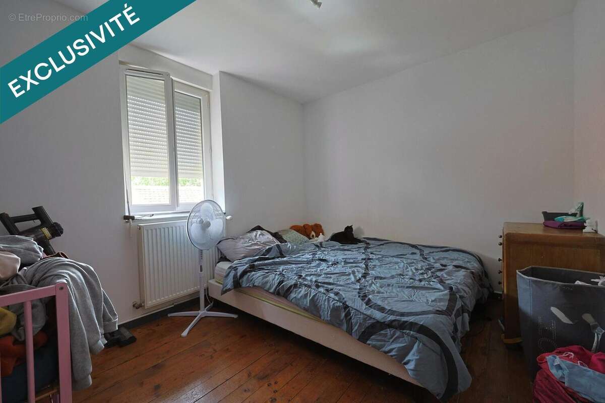Maison 174 m² à Saint-Trivier-De-Courtes  - photo 7