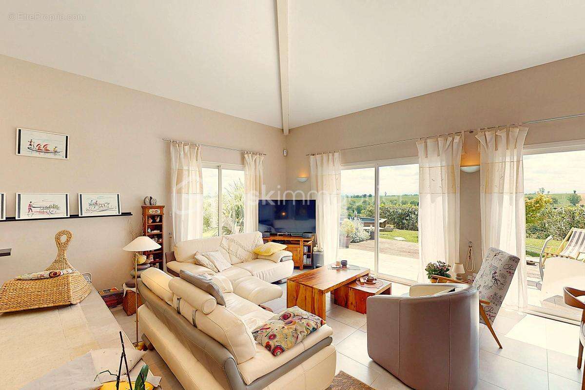 Maison à VILLEFRANCHE-DE-LAURAGAIS