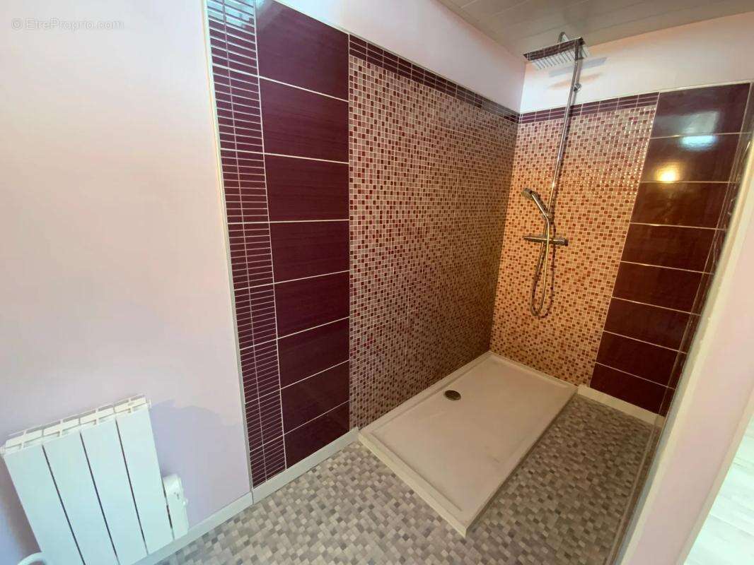 Appartement à MONTCEAU-LES-MINES