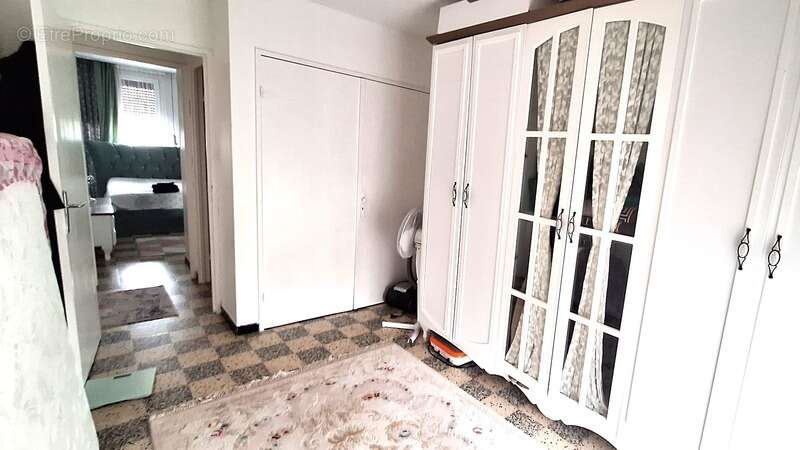 Appartement à PORT-DE-BOUC