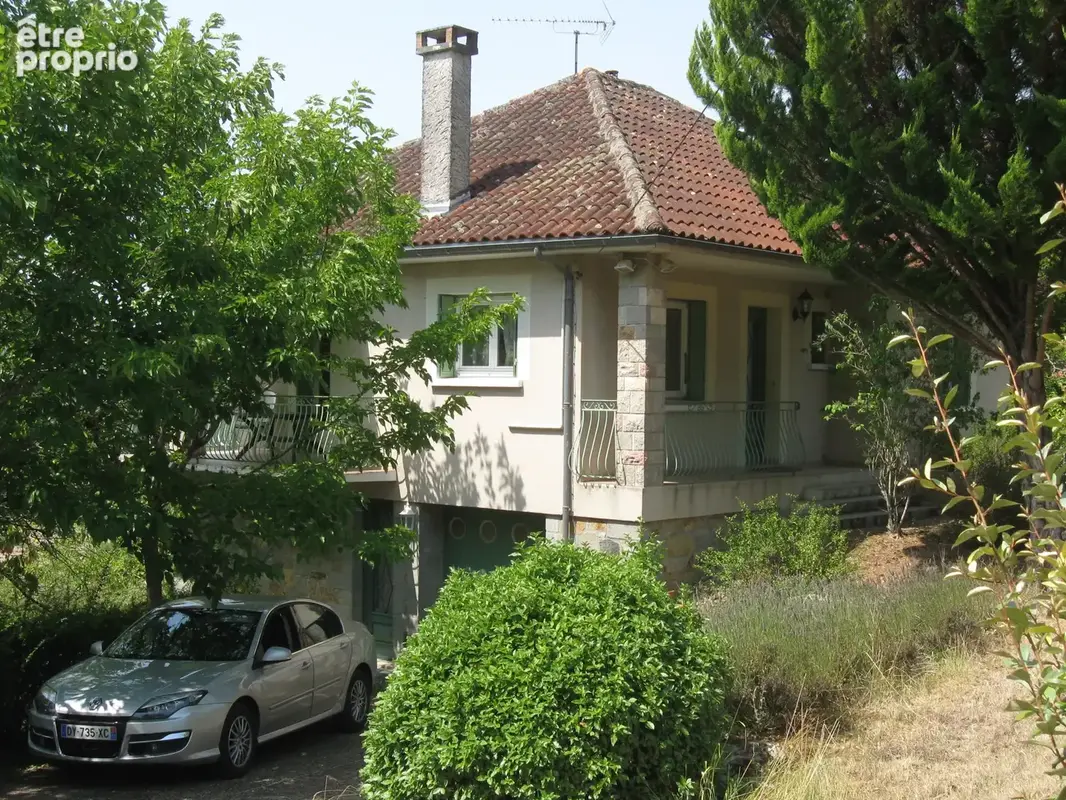 Maison à VILLEFRANCHE-DE-ROUERGUE
