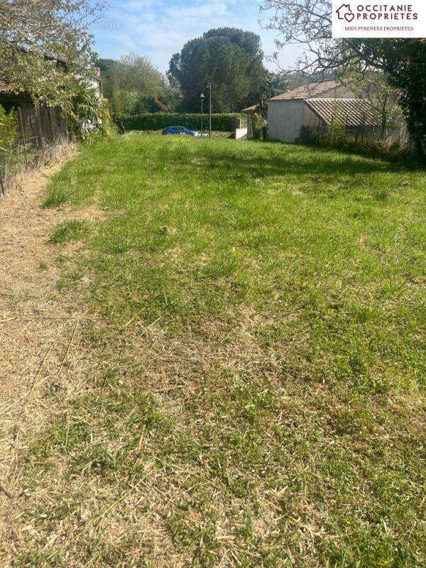 Terrain à L&#039;ISLE-EN-DODON