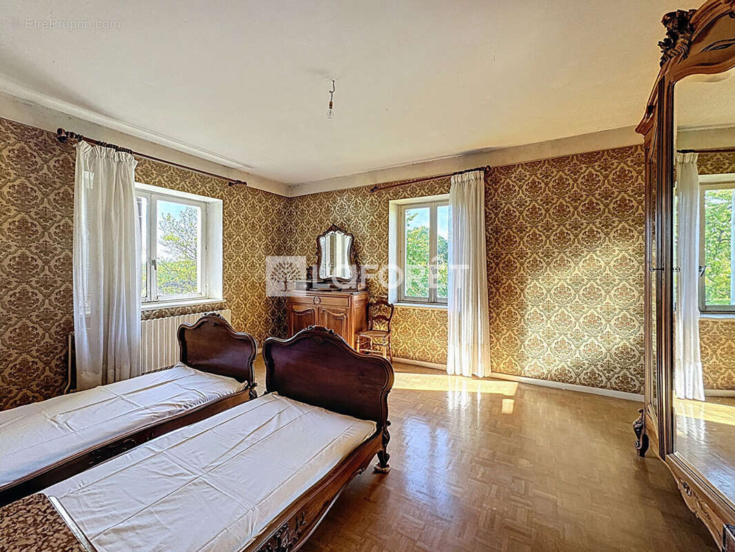 Maison 6 pièce(s) 182 m2 - photo 9
