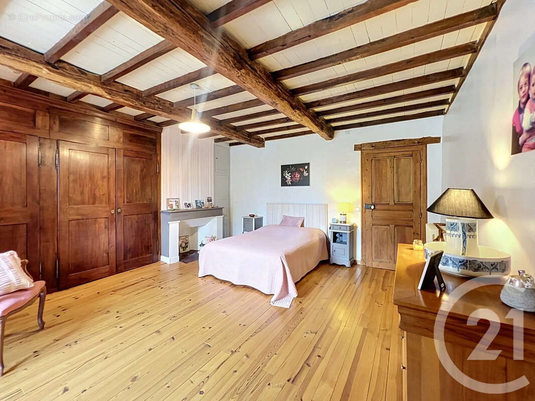 Maison 267 m² à Mirande  - photo 21