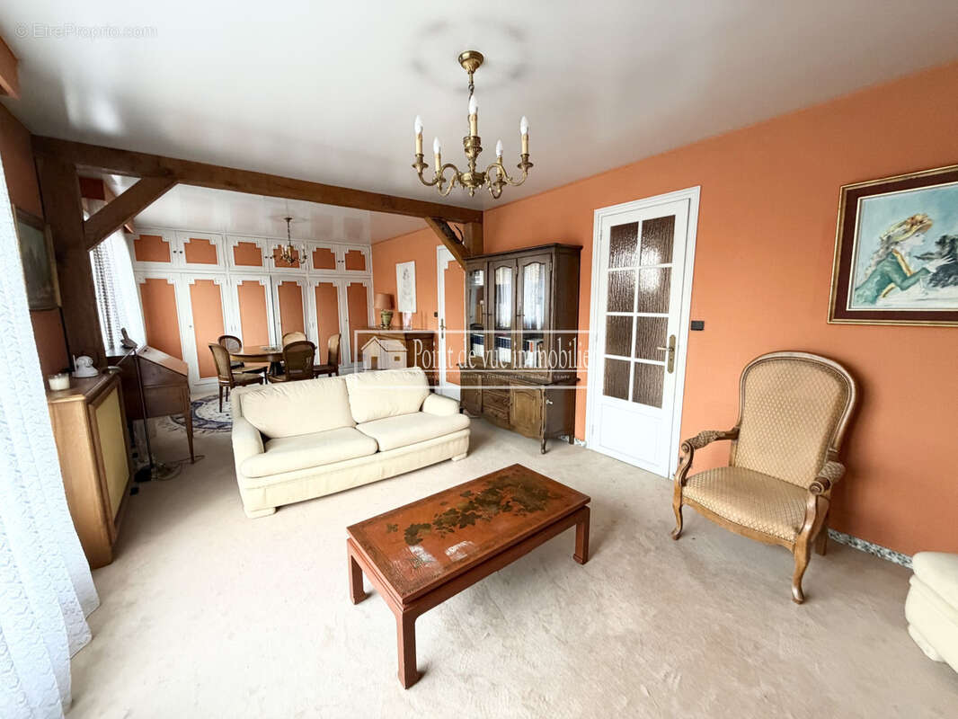 Maison à SAVIGNY-SUR-ORGE