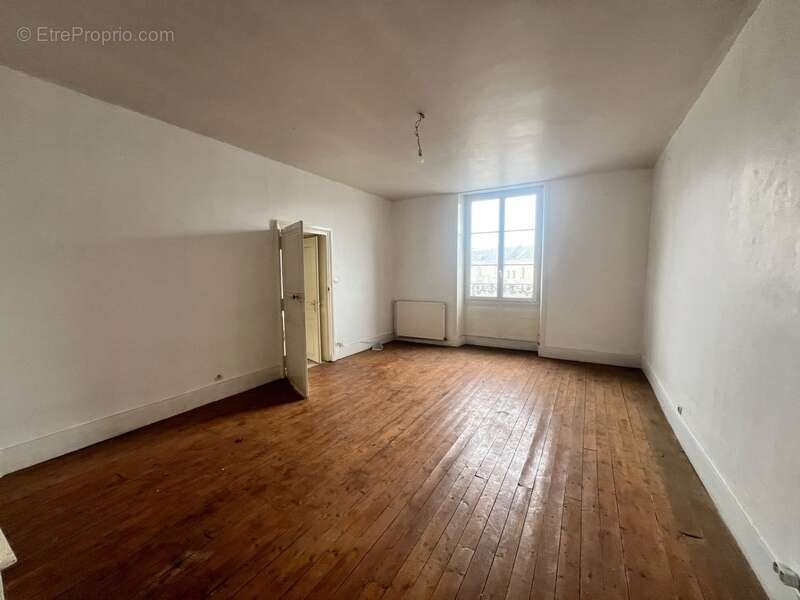 Maison à SCORBE-CLAIRVAUX