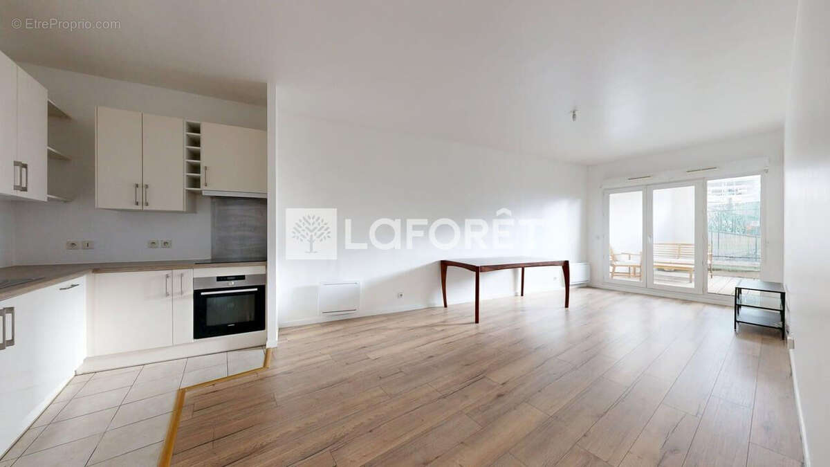 Appartement à NANTERRE