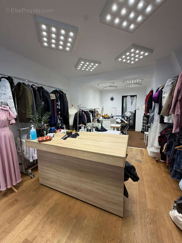 Photo 5 - Commerce à PARIS-17E