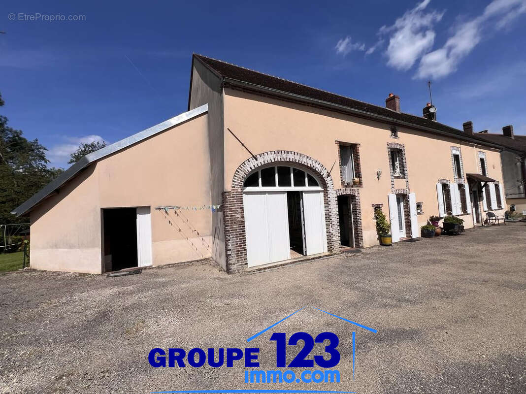Maison à MERRY-LA-VALLEE