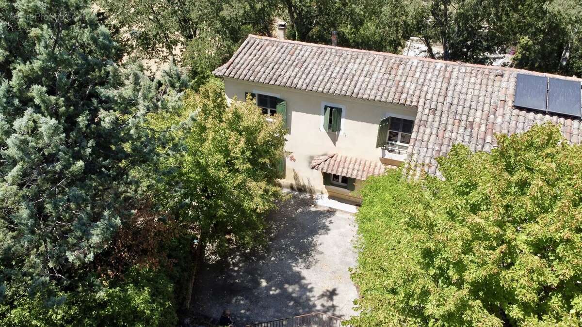 Maison de caratère avec grand jardin entre Carpentras et St Didier - photo 4