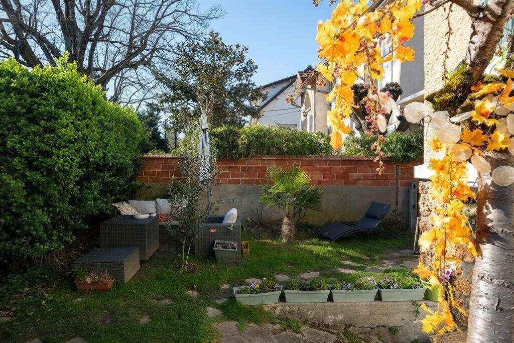 Maison à LE VESINET