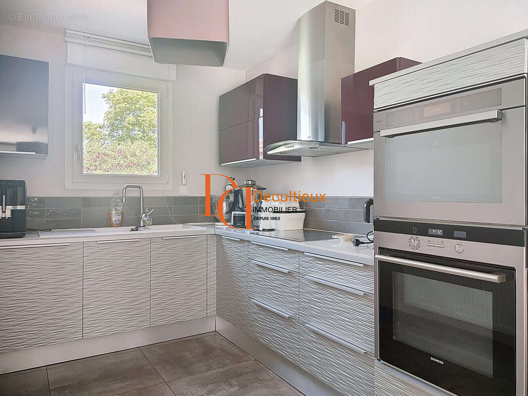 Maison à VAULX-EN-VELIN