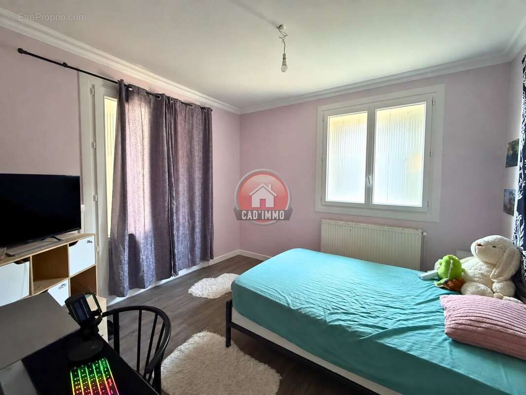 Appartement 74 m² lumineux avec balcon, cave et garage – Bergerac - photo 3