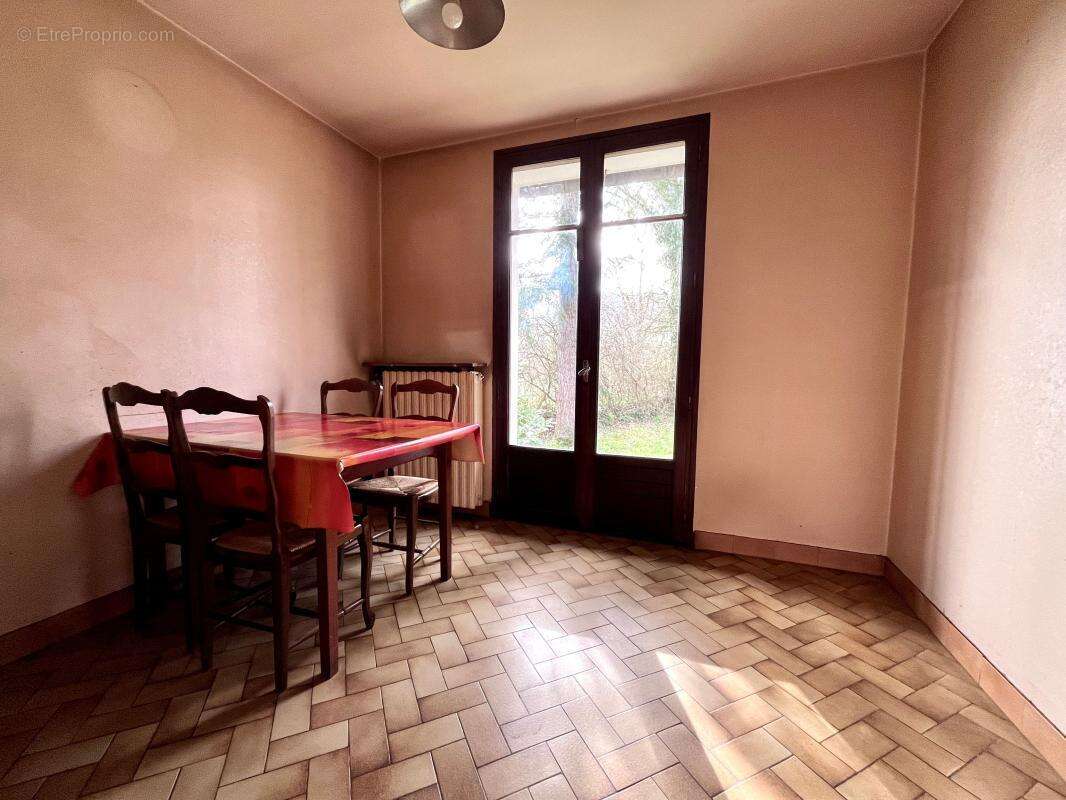 Maison à AGEN-D'AVEYRON