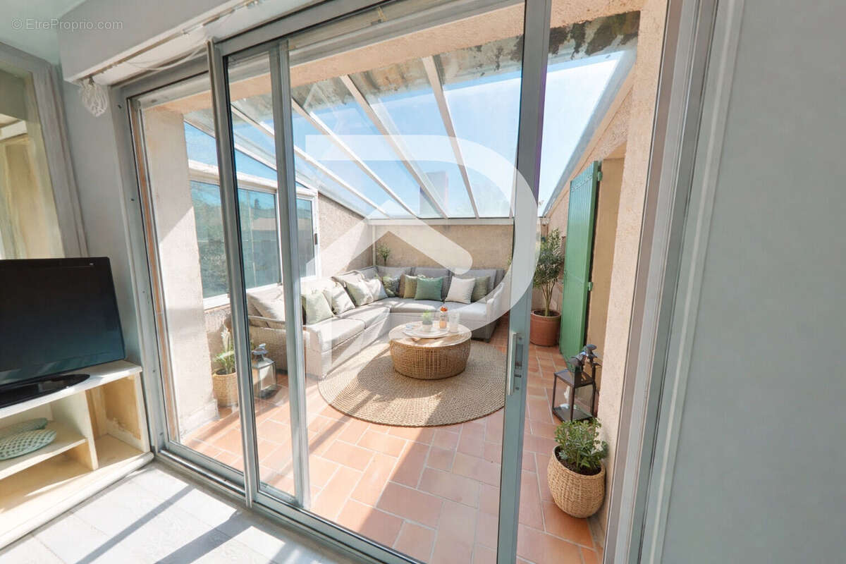 Maison à VINON-SUR-VERDON