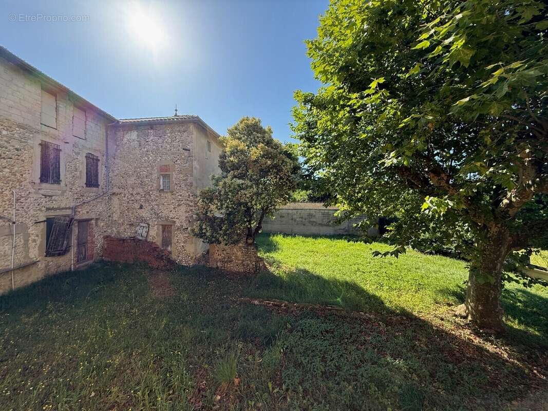 Maison à CHATILLON-SAINT-JEAN