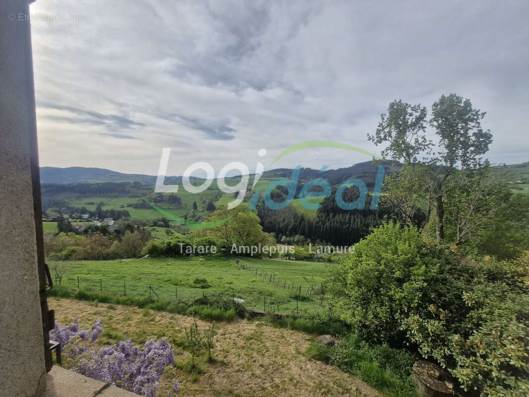 Maison à restaurer entièrement avec vue panoramique, le tout sur  presque 3000m2 de terrain - photo 15