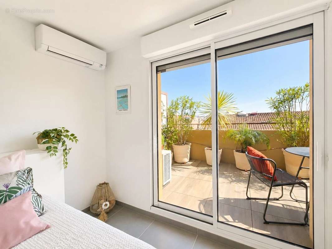 Appartement à HYERES