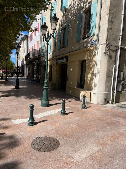 Commerce à MONTELIMAR