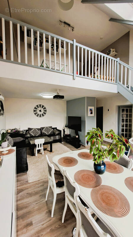 Appartement à SAINT-VALERIEN