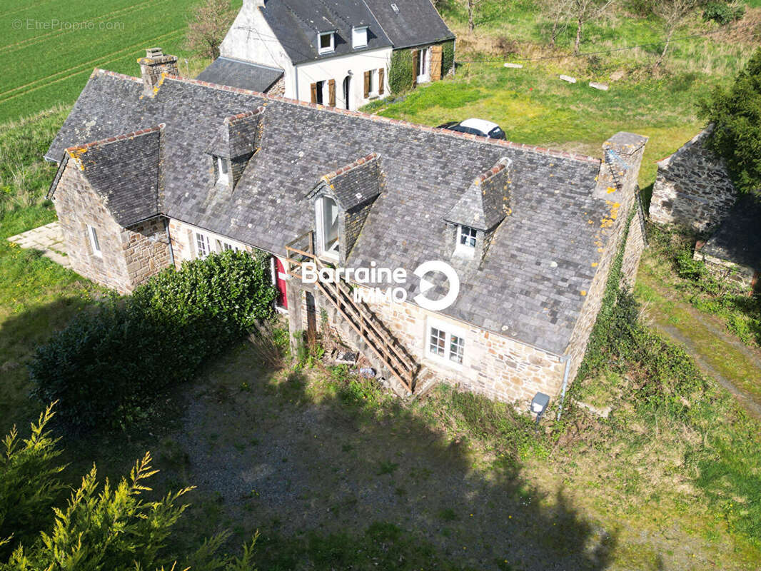 Appartement à PLOUGONVEN