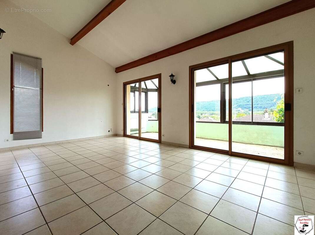 Maison à SARRAS