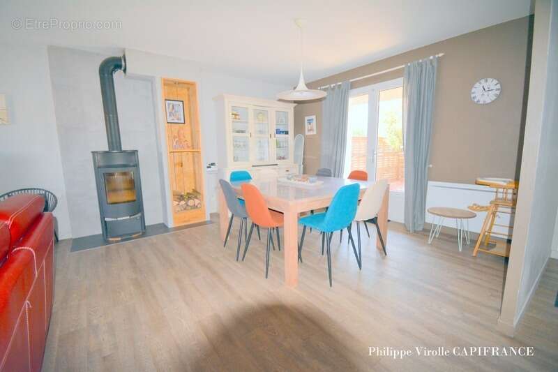Maison à vendre 5 pièces 103 m2 SAINT PIERRE D'OLERON (17) 348 480 € - photo 5