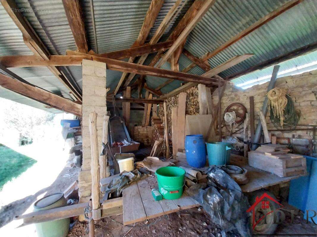 Maison à DAMBENOIT-LES-COLOMBE