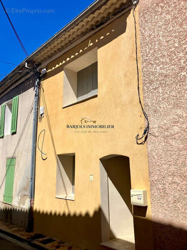 Maison à TAVERNES